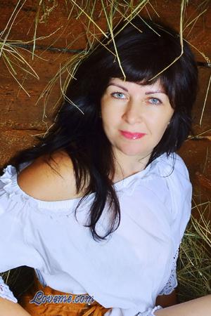 142810 - Viktoriya Age: 44 - Ukraine