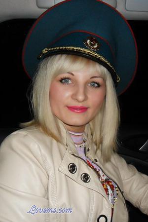 153385 - Svetlana Age: 30 - Russia