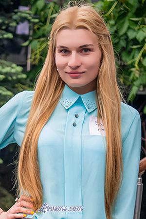 172604 - Iolana Age: 23 - Ukraine