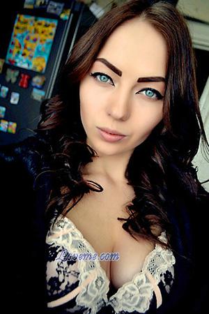 173921 - Lena Age: 25 - Ukraine