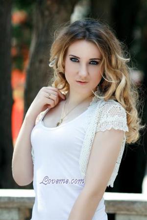 174309 - Yuliia Age: 23 - Ukraine