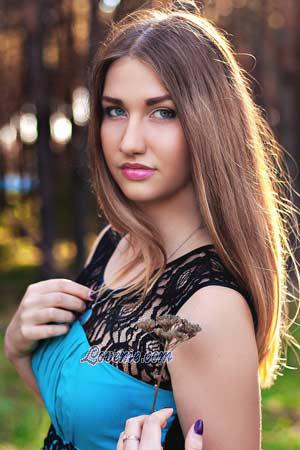 174703 - Nataliia Age: 28 - Ukraine