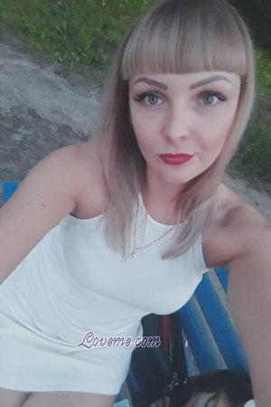 179122 - Olesya Age: 34 - Russia