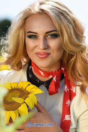 181240 - Yuliya Age: 22 - Ukraine