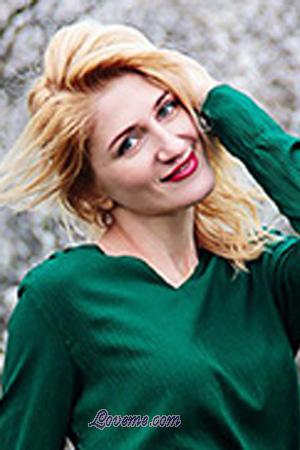 181498 - Elena Age: 40 - Ukraine