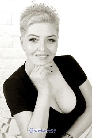 182388 - Yelena Age: 46 - Ukraine