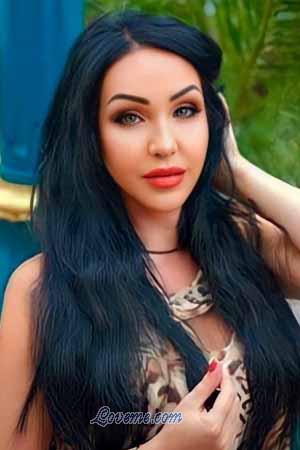 182600 - Yulia Age: 38 - Ukraine