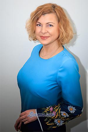 185380 - Viktoriya Age: 46 - Ukraine