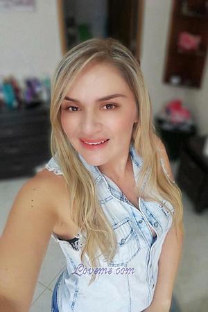 193142 - Yuliana Age: 44 - Colombia