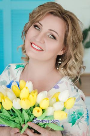 195302 - Marina Age: 43 - Ukraine