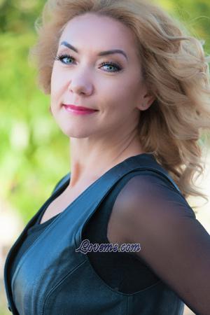 197966 - Yulianna Age: 44 - Ukraine