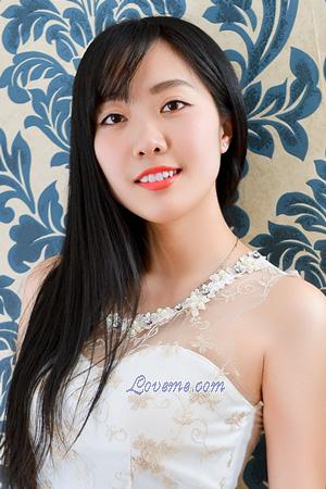 203896 - Bess Age: 30 - China