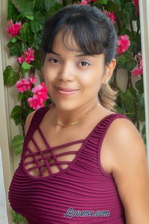 214303 - Vicky Age: 34 - Peru