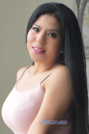 219851 - Susann Age: 44 - Peru