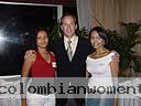 latin women tour cartagena 0803 48